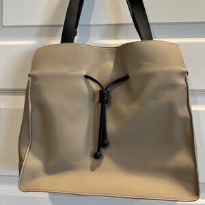 Von Holzhausen The Medium Shopper Stone & Black